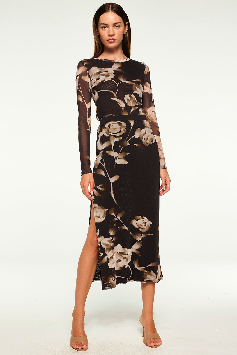 【韓国Not your rose ノットユアローズ】Sasha skirt 20th Reorder][Karina wears]Sasha skirt (Black) - Not your rose