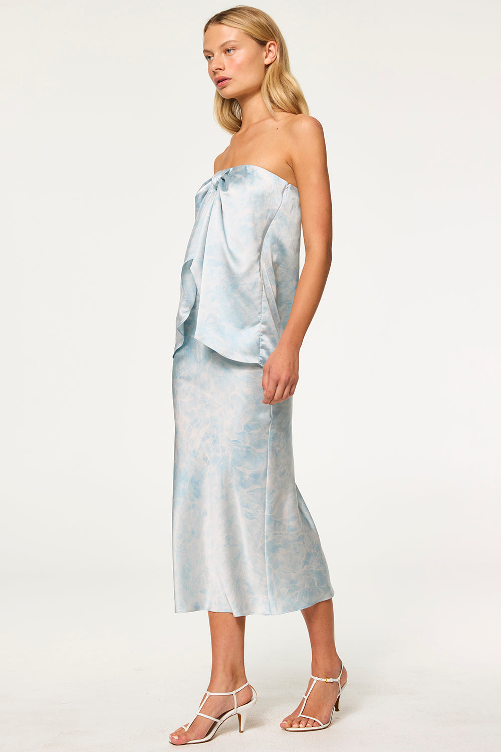 トップス yo biotop BIOTOP Knit pleats mini dress Taupe Sleeveless Knit Dress - Mini Halter Dress - Lace-Up