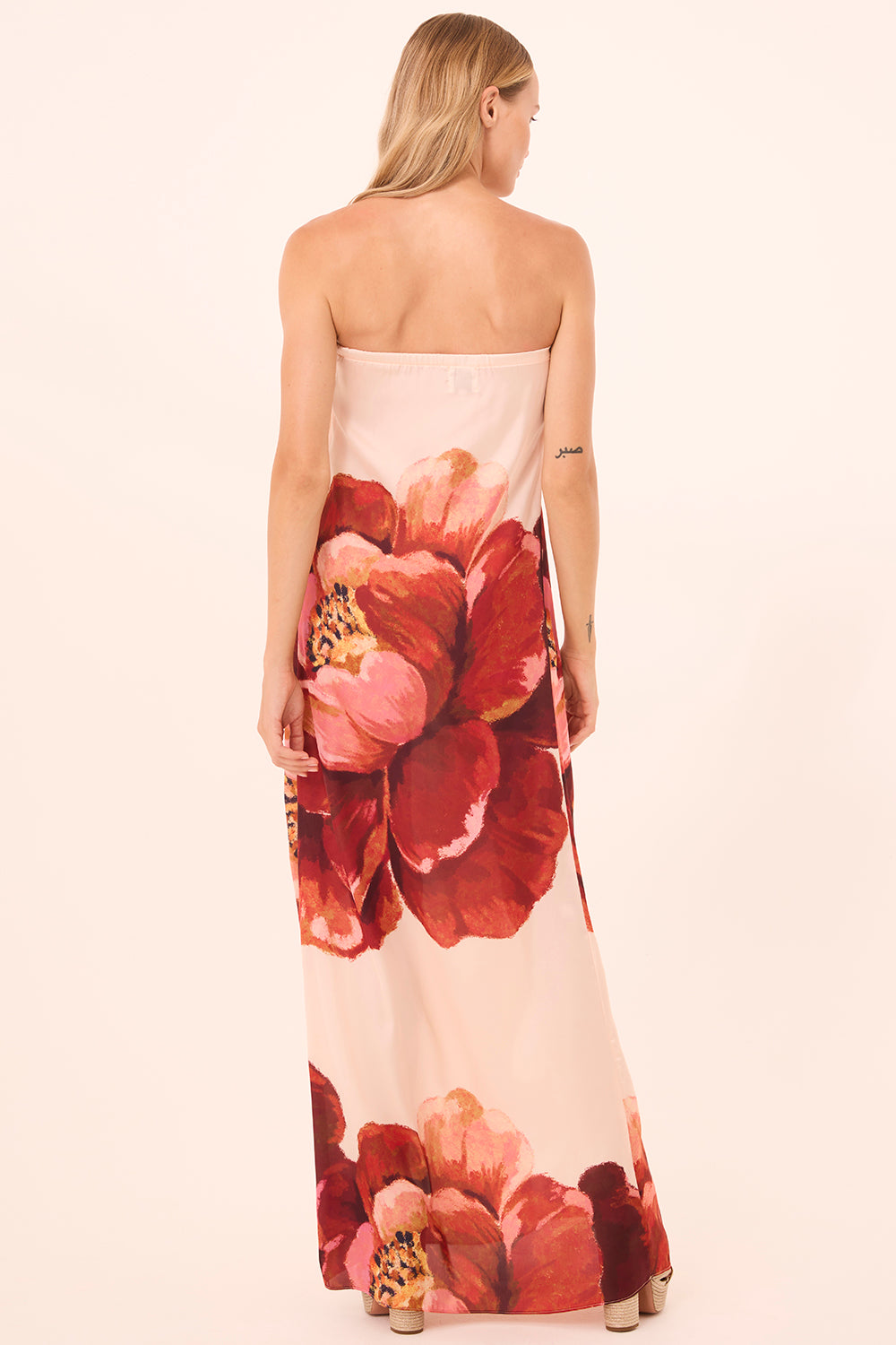 peony sunday holiday midi dress Peony Midi Dress main image 0