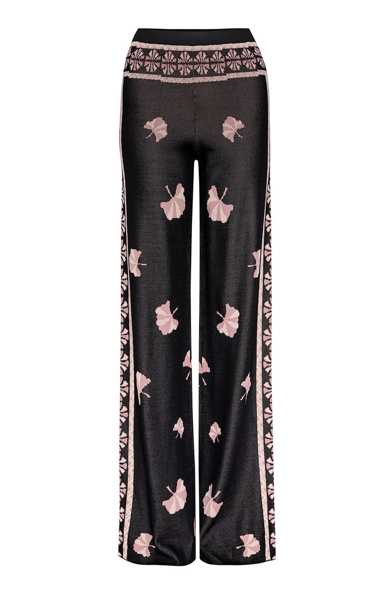 NUELA PANT - MISA Los Angeles