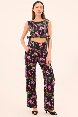 LUKA TOP